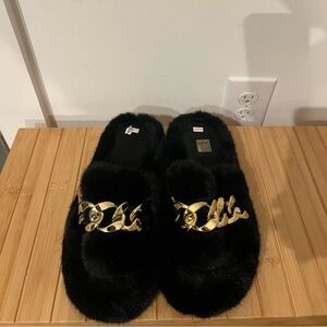 Black fur slides